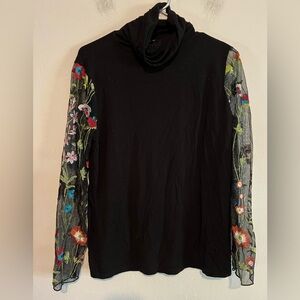Kim & Cami Los Angeles Embroided Floral Sheer Mesh Sleeve Top Medium Boho Artsy